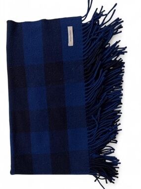 Burberry Navy blue plaid scarf with fringe